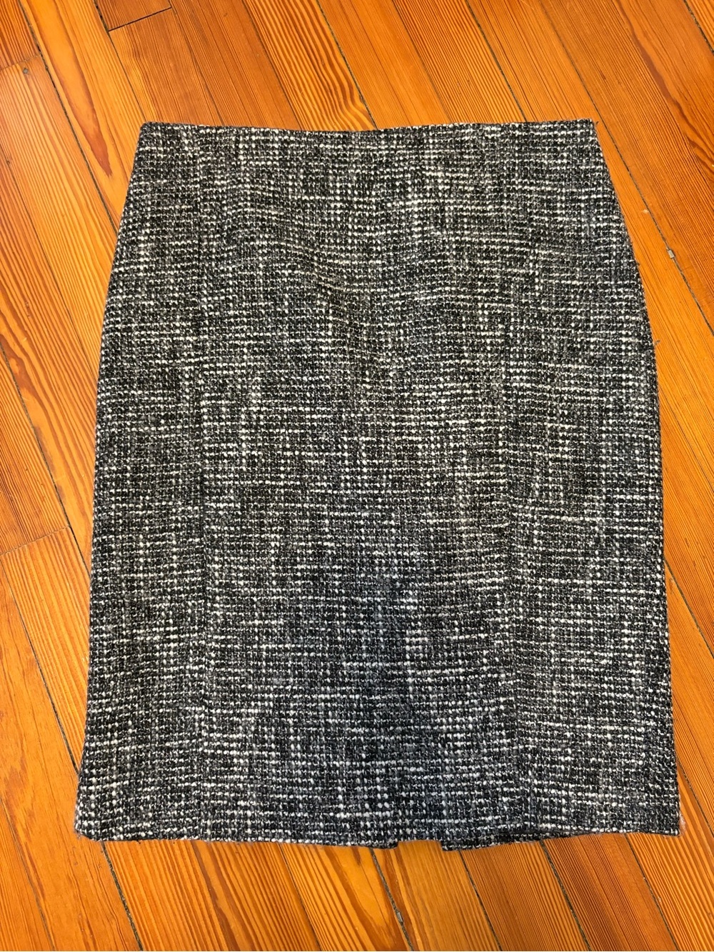 Dalia Collection Black & White Tweed Pencil Skirt
